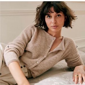 Sézane cardigan